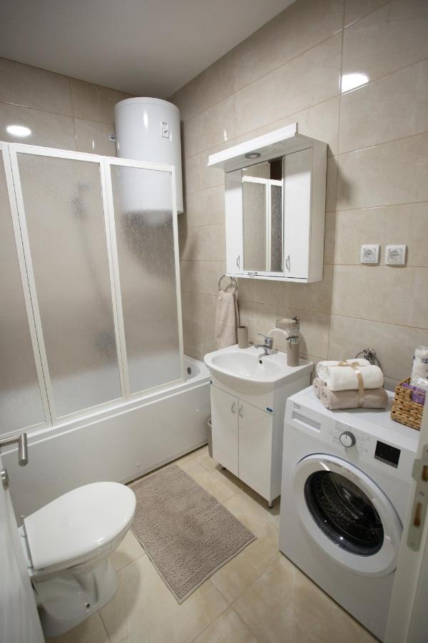 Apartman Sunset Sremska Mitrovica Eksteriør billede